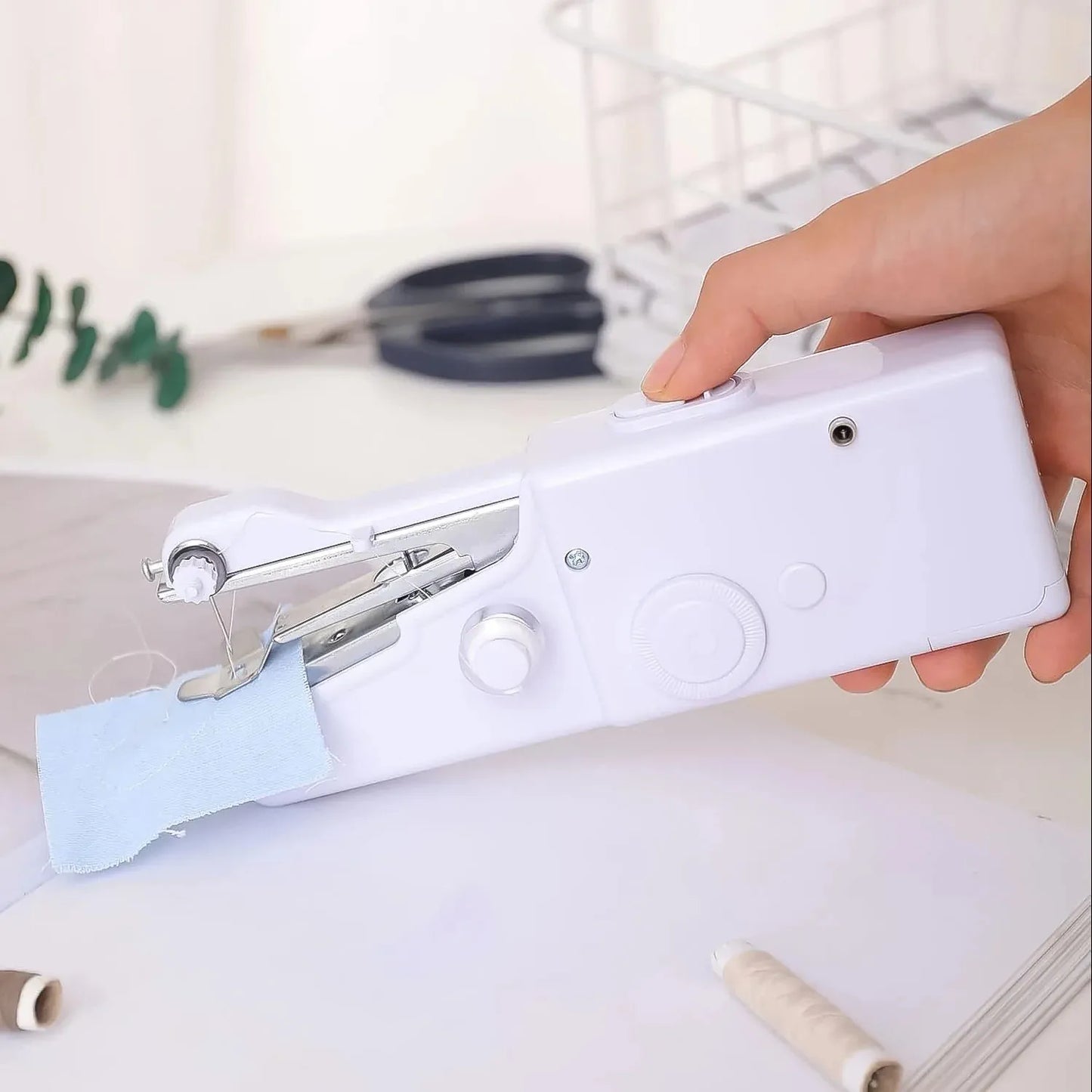 Mini Portable Sewing Machine